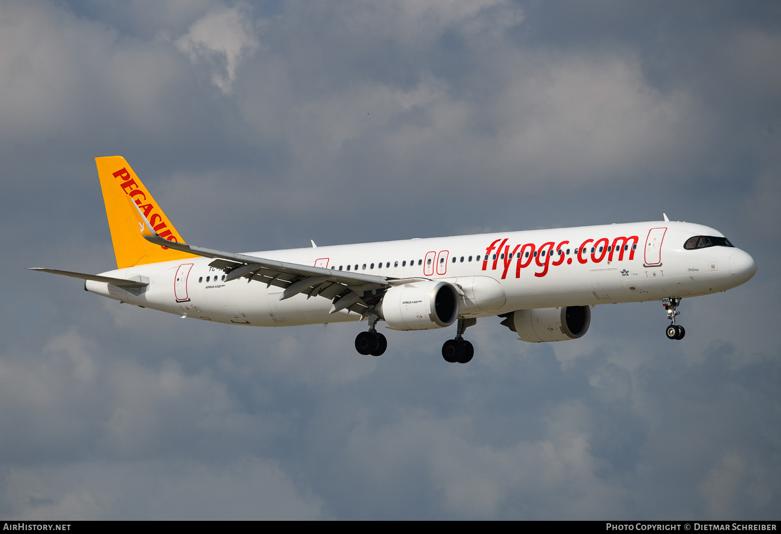 Aircraft Photo of TC-RBG | Airbus A321-251NX | Pegasus Airlines | AirHistory.net #667604