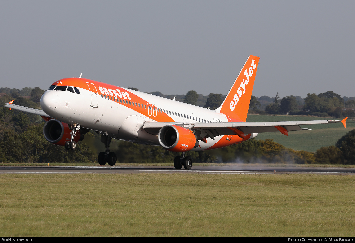 Aircraft Photo of G-EZWA | Airbus A320-214 | EasyJet | AirHistory.net #667609