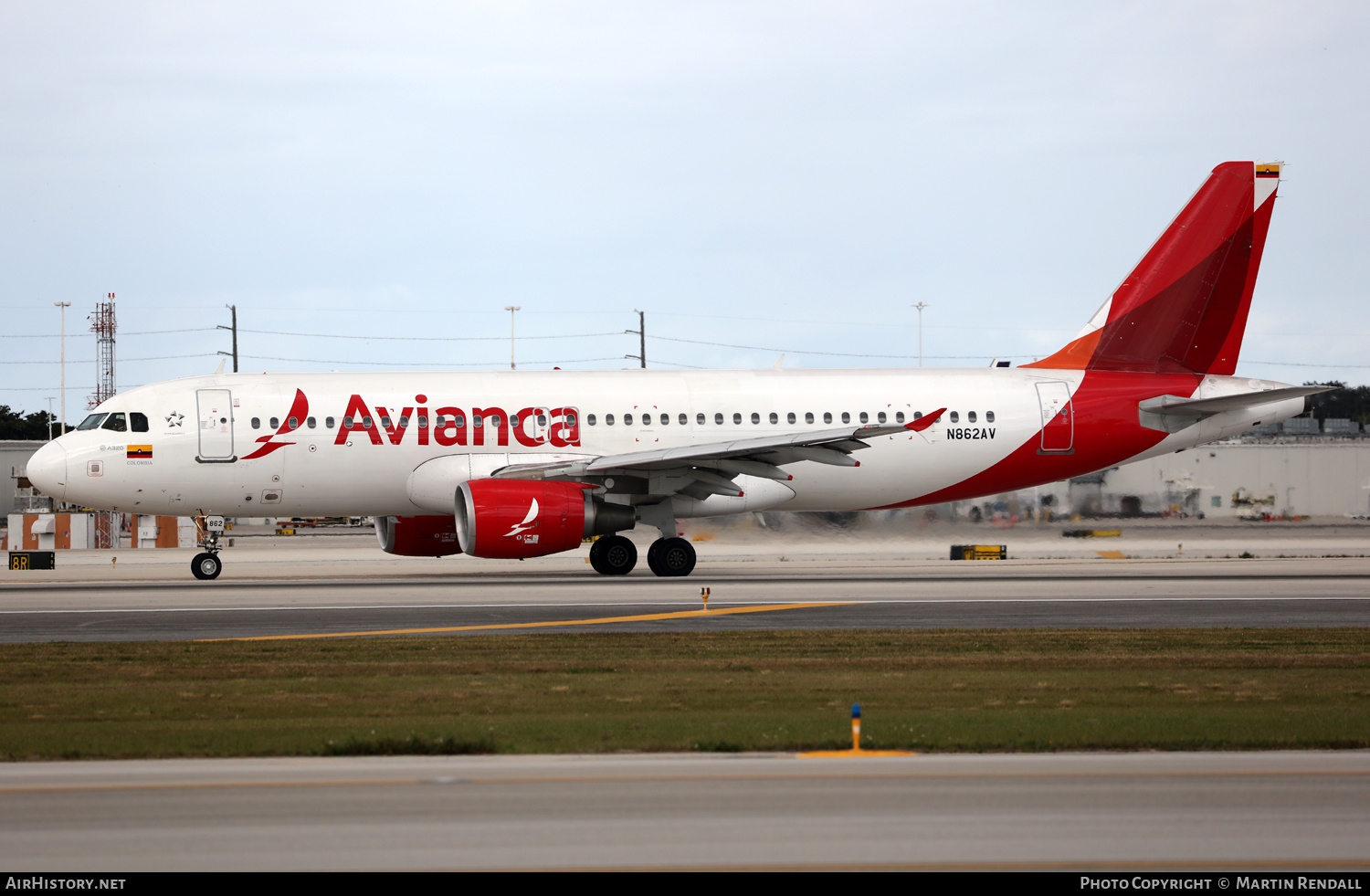 Aircraft Photo of N862AV | Airbus A320-214 | Avianca | AirHistory.net #667646