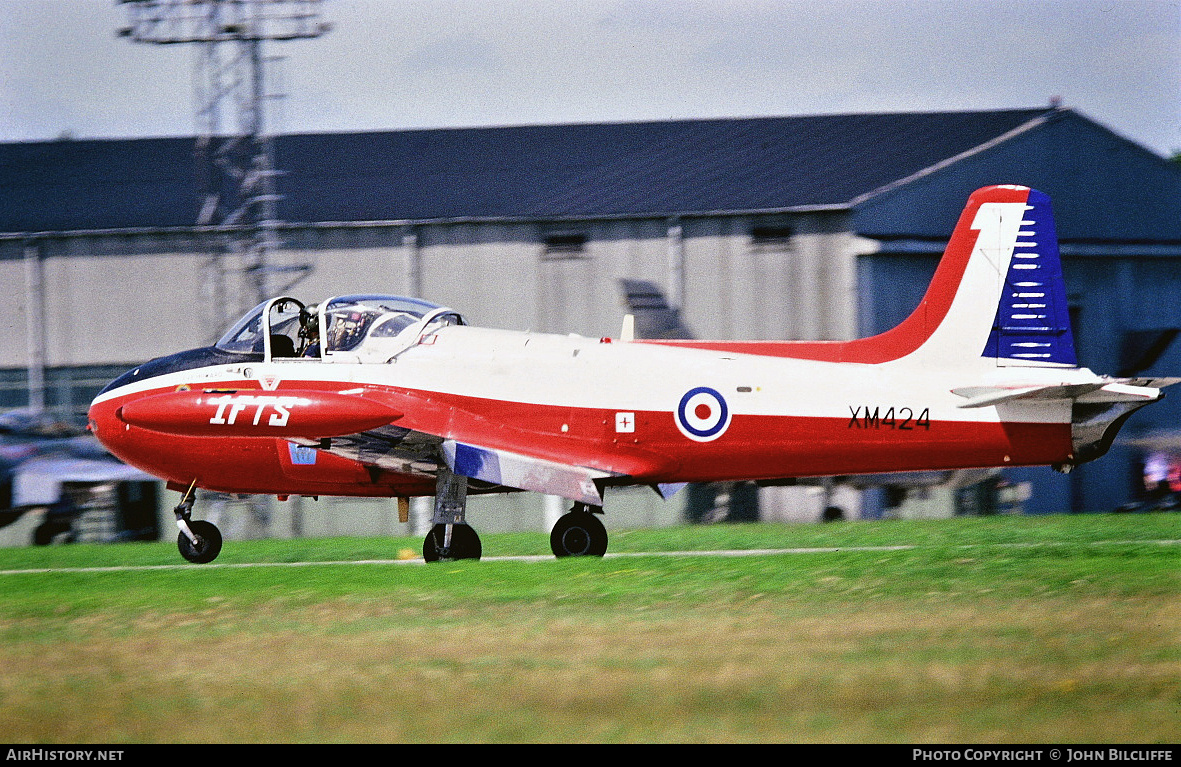 Aircraft Photo of XM424 | Hunting P.84 Jet Provost T3A | UK - Air Force | AirHistory.net #667664