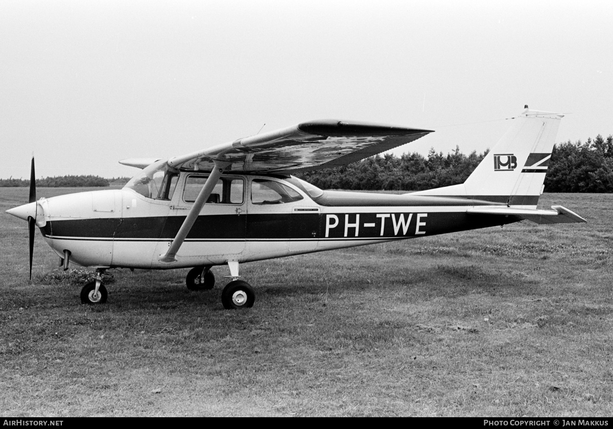 Aircraft Photo of PH-TWE | Reims F172H | AirHistory.net #667729