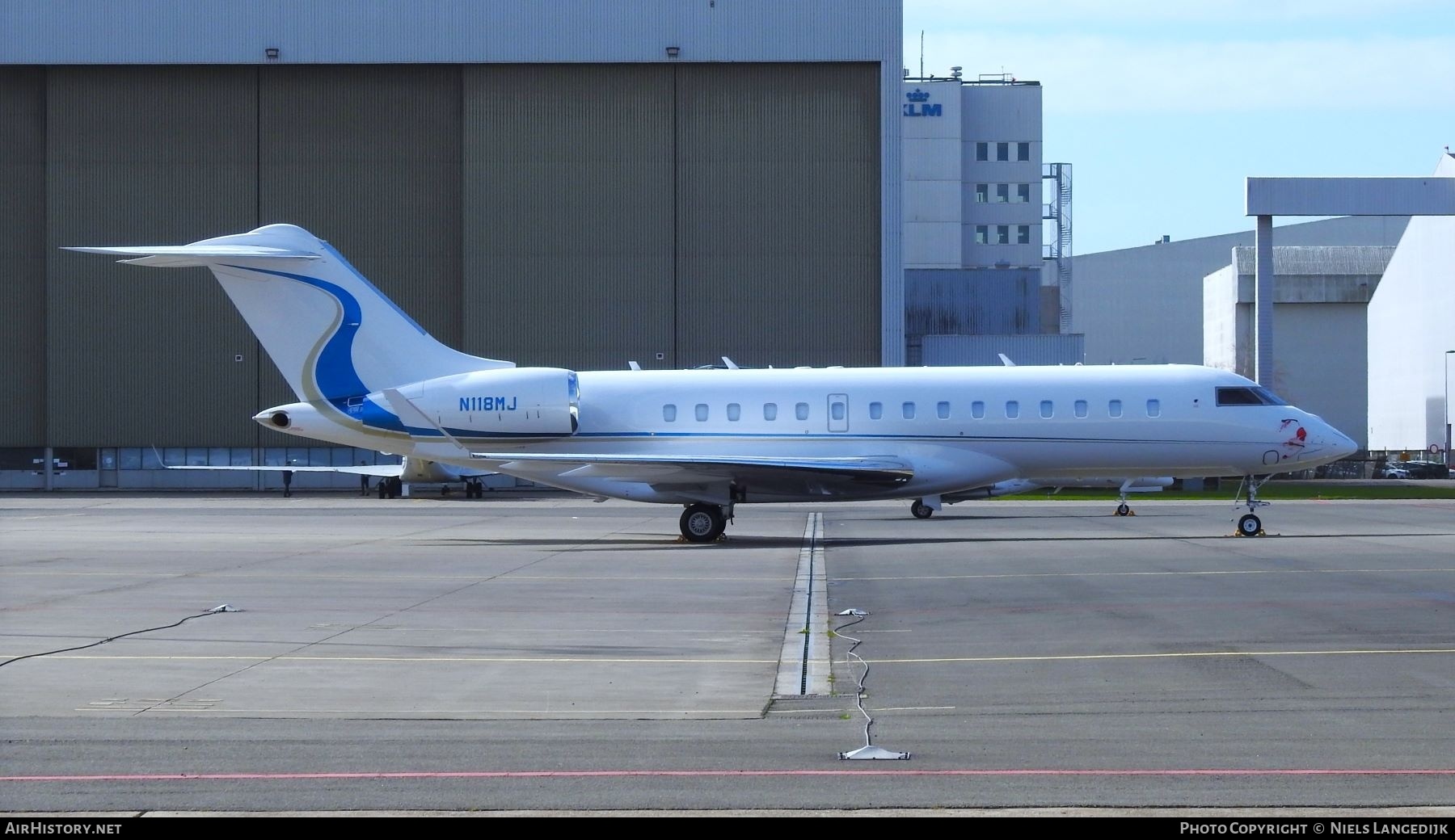Aircraft Photo of N118MJ | Bombardier Global Express XRS (BD-700-1A10) | AirHistory.net #667828