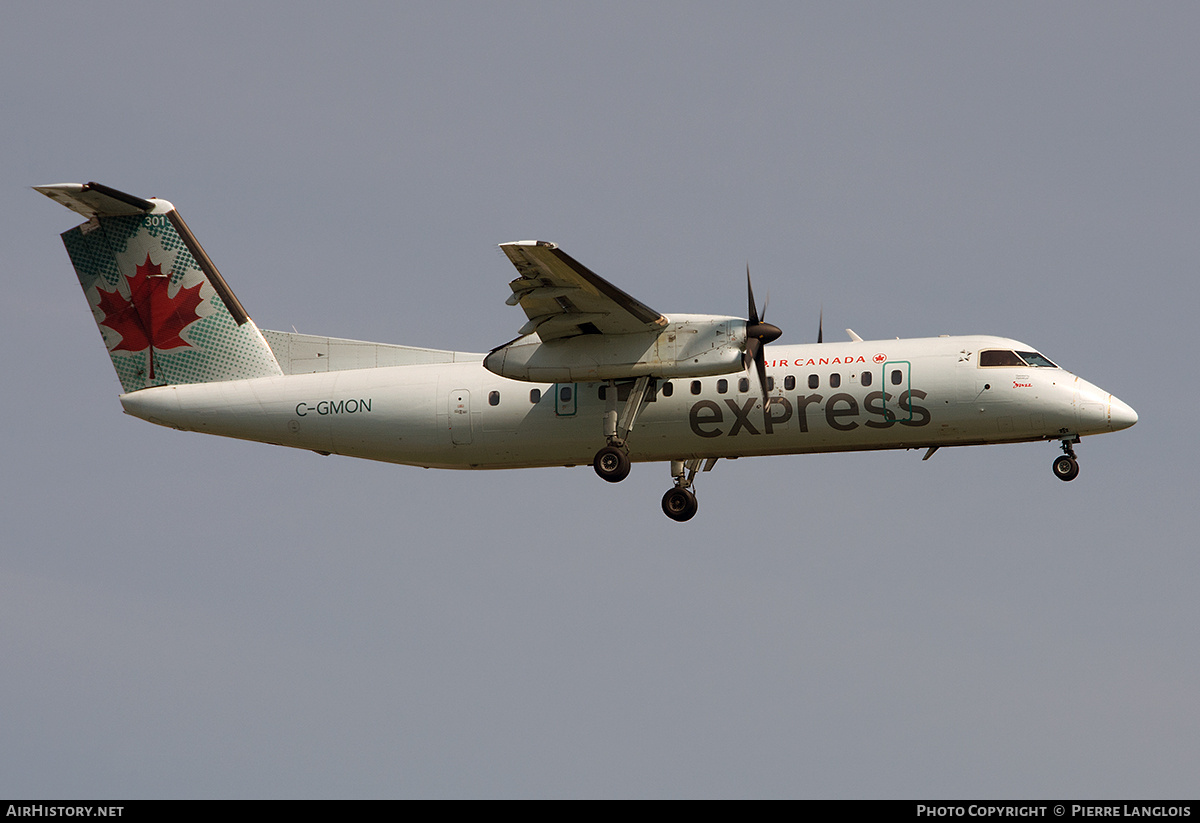 Aircraft Photo of C-GMON | De Havilland Canada DHC-8-301 Dash 8 | Air Canada Express | AirHistory.net #667834