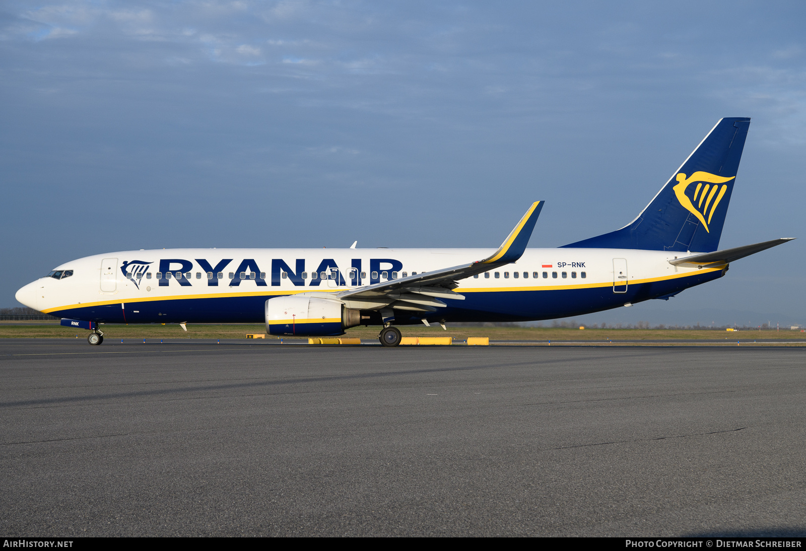 Aircraft Photo of SP-RNK | Boeing 737-8AS | Ryanair | AirHistory.net #667853