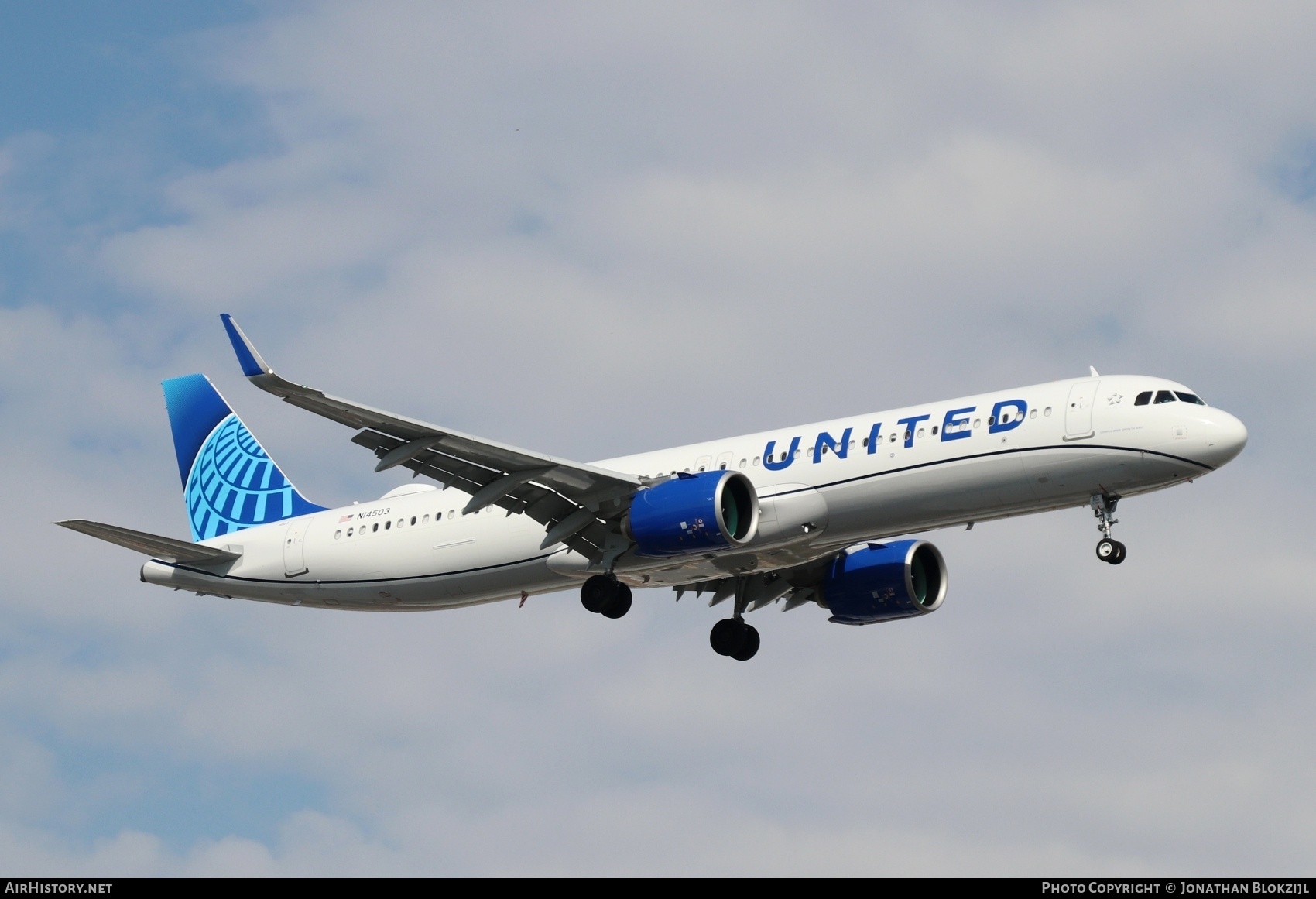 Aircraft Photo of N14503 | Airbus A321-271NX | United Airlines | AirHistory.net #667861