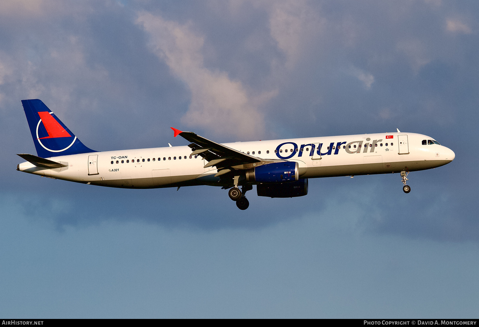 Aircraft Photo of TC-OAN | Airbus A321-231 | Onur Air | AirHistory.net #667929