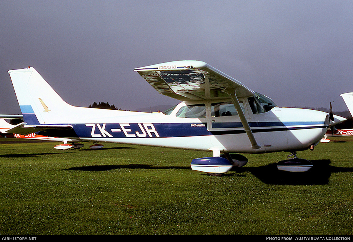 Aircraft Photo of ZK-EJR | Cessna 172N Skyhawk | AirHistory.net #667997