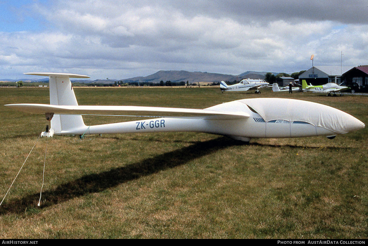 Aircraft Photo of ZK-GGR | DG Flugzeugbau DG-1000S | AirHistory.net #667998