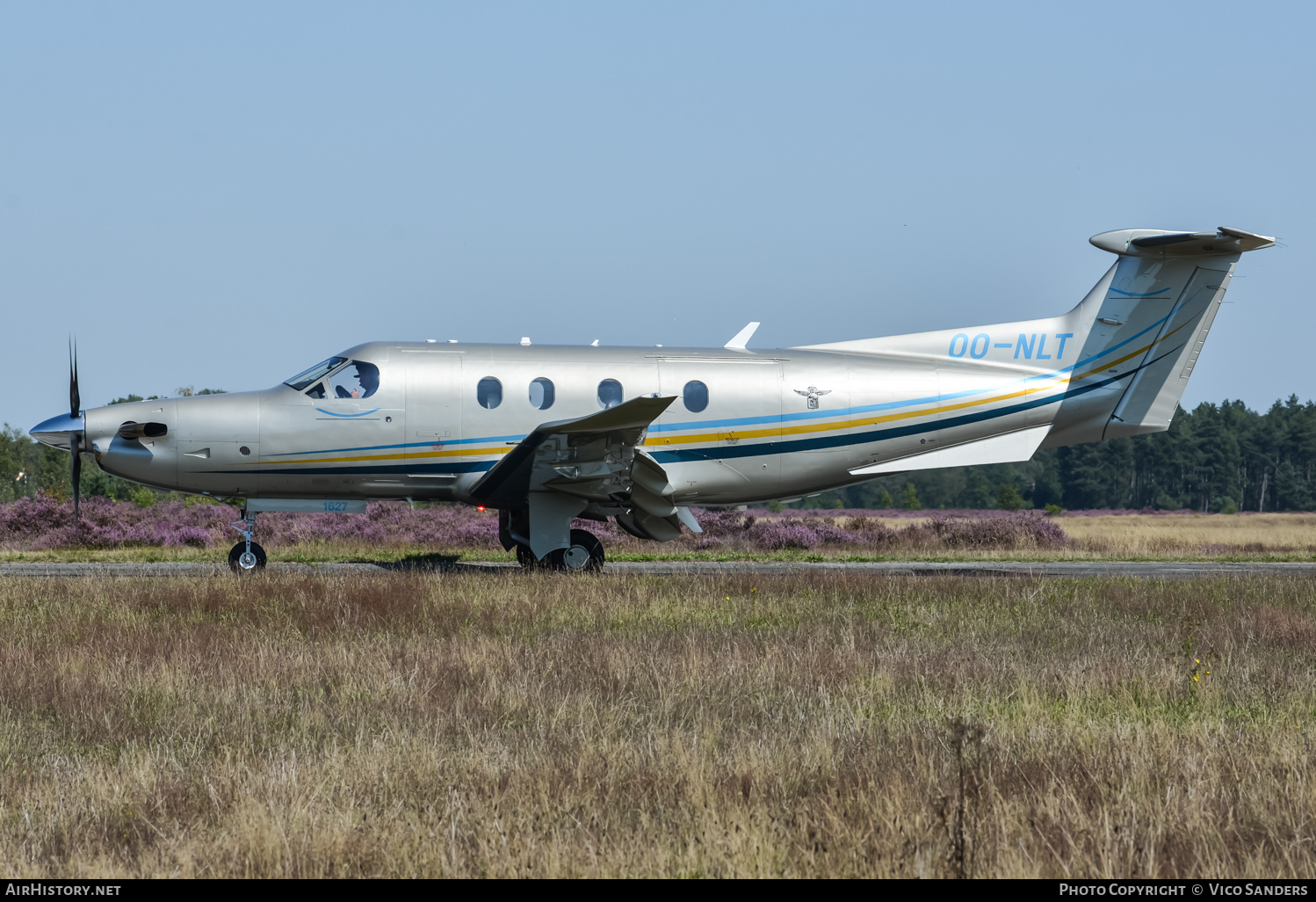 Aircraft Photo of OO-NLT | Pilatus PC-12/45 | AirHistory.net #668050