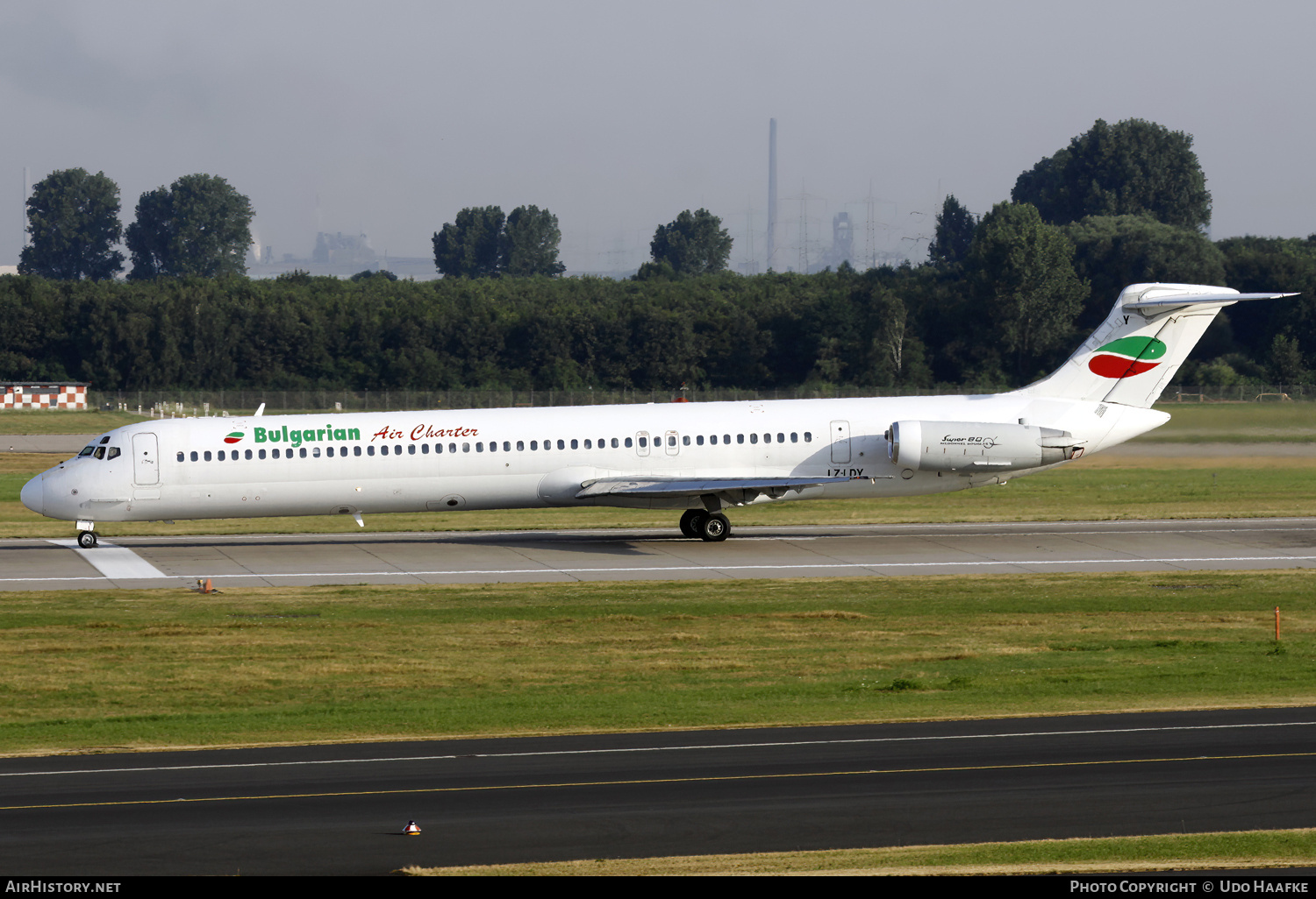 Aircraft Photo of LZ-LDY | McDonnell Douglas MD-82 (DC-9-82) | Bulgarian Air Charter | AirHistory.net #668060