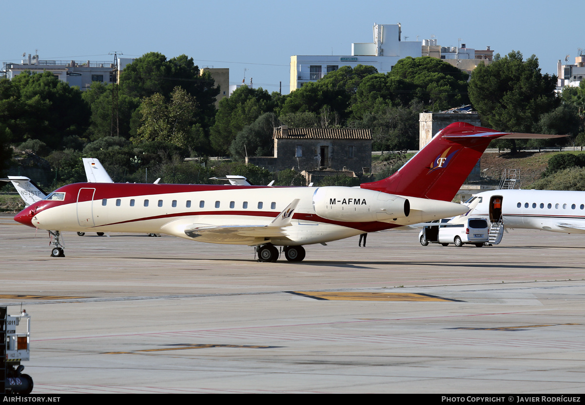 Aircraft Photo of M-AFMA | Bombardier Global Express (BD-700-1A10) | AirHistory.net #668236