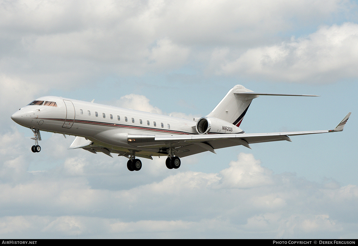 Aircraft Photo of N162QS | Bombardier Global 6000 (BD-700-1A10) | AirHistory.net #668253