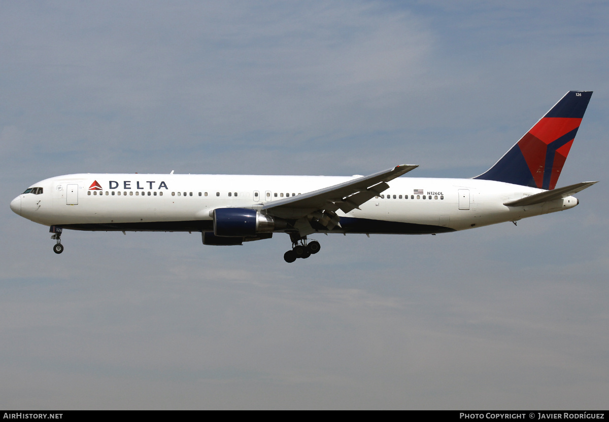 Aircraft Photo of N126DL | Boeing 767-332 | Delta Air Lines | AirHistory.net #668258