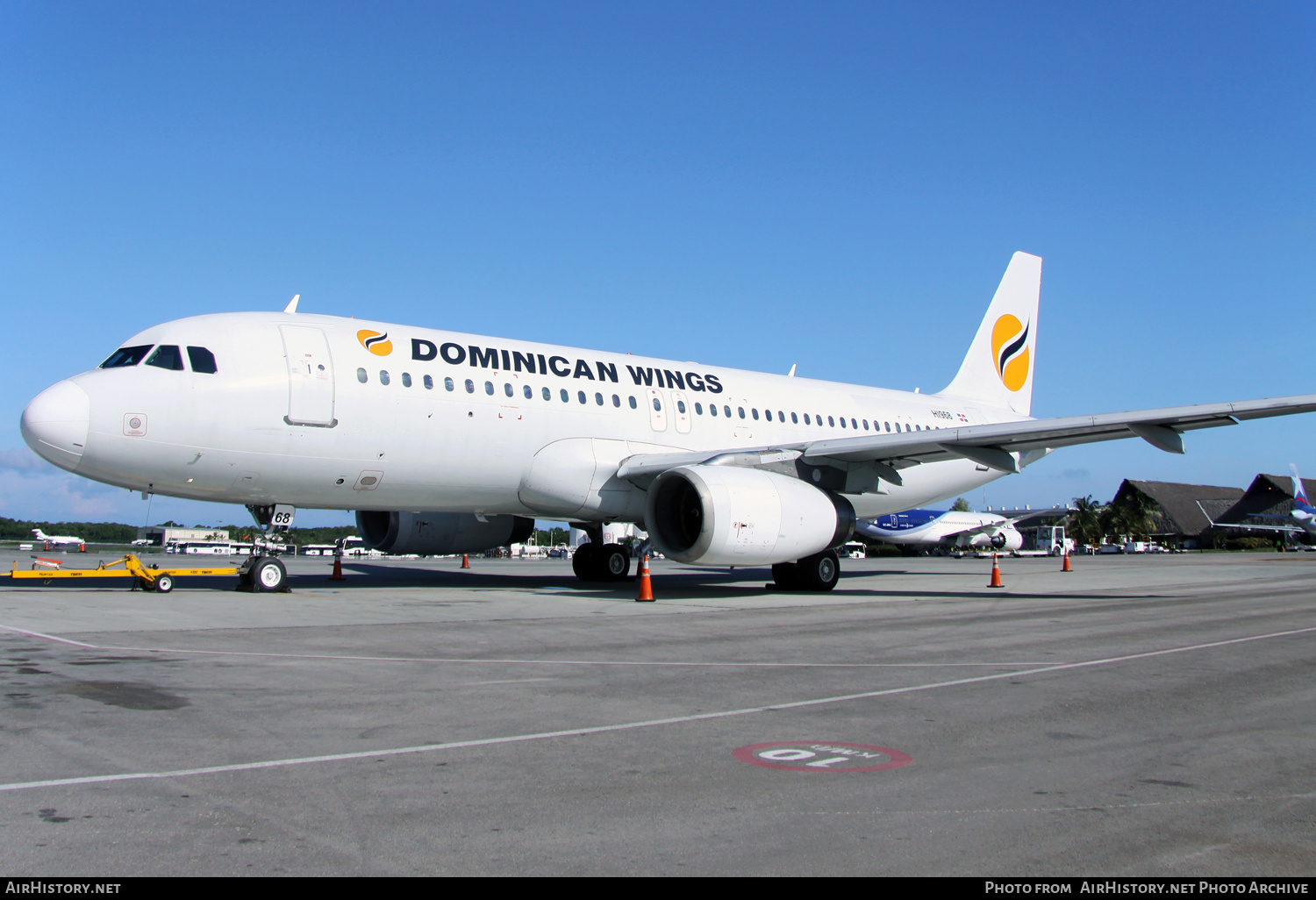 Aircraft Photo of HI968 | Airbus A320-233 | Dominican Wings | AirHistory.net #668266