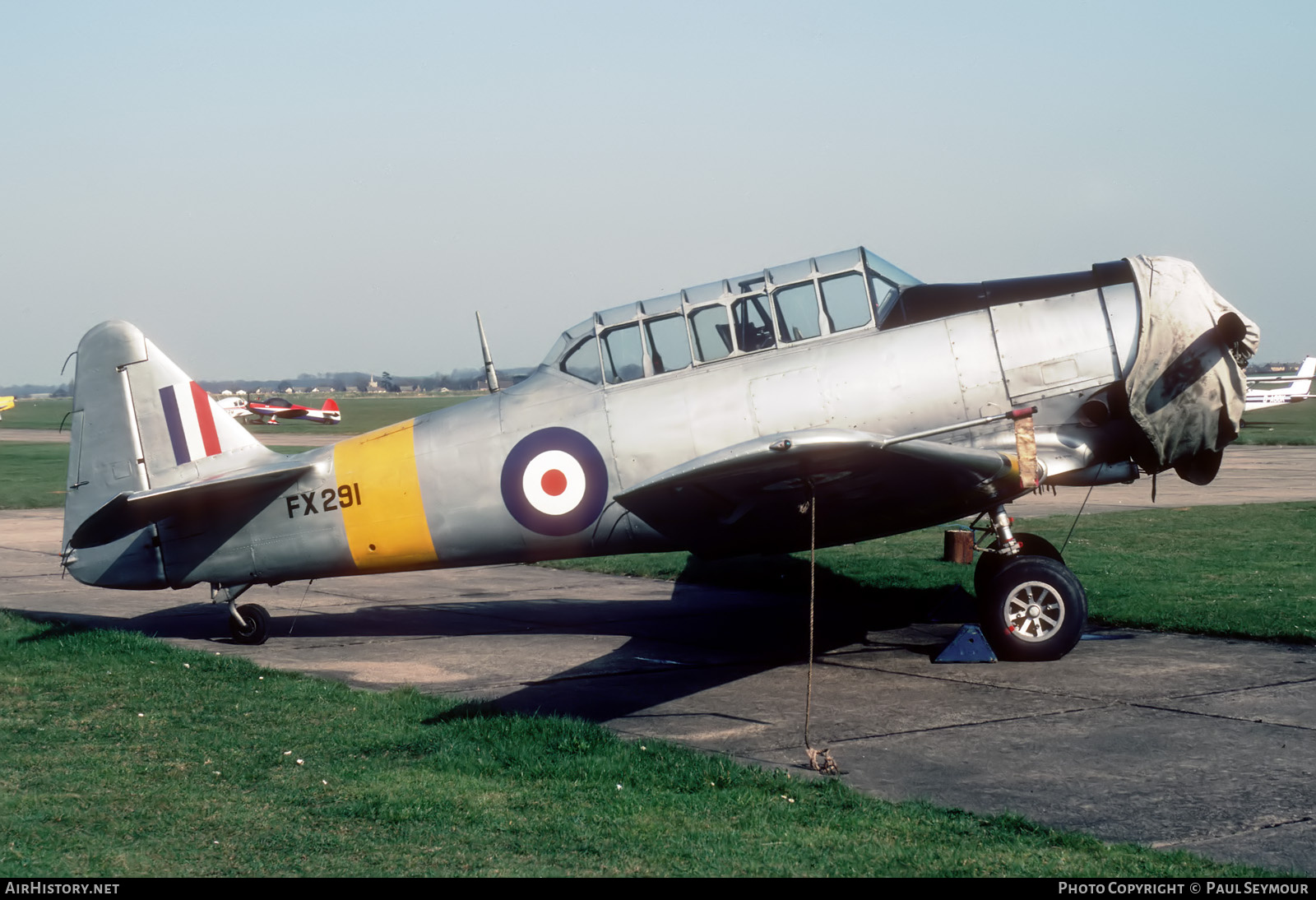 Aircraft Photo of G-BGOV / FX291 | North American AT-6C Harvard IIA | UK - Air Force | AirHistory.net #668352