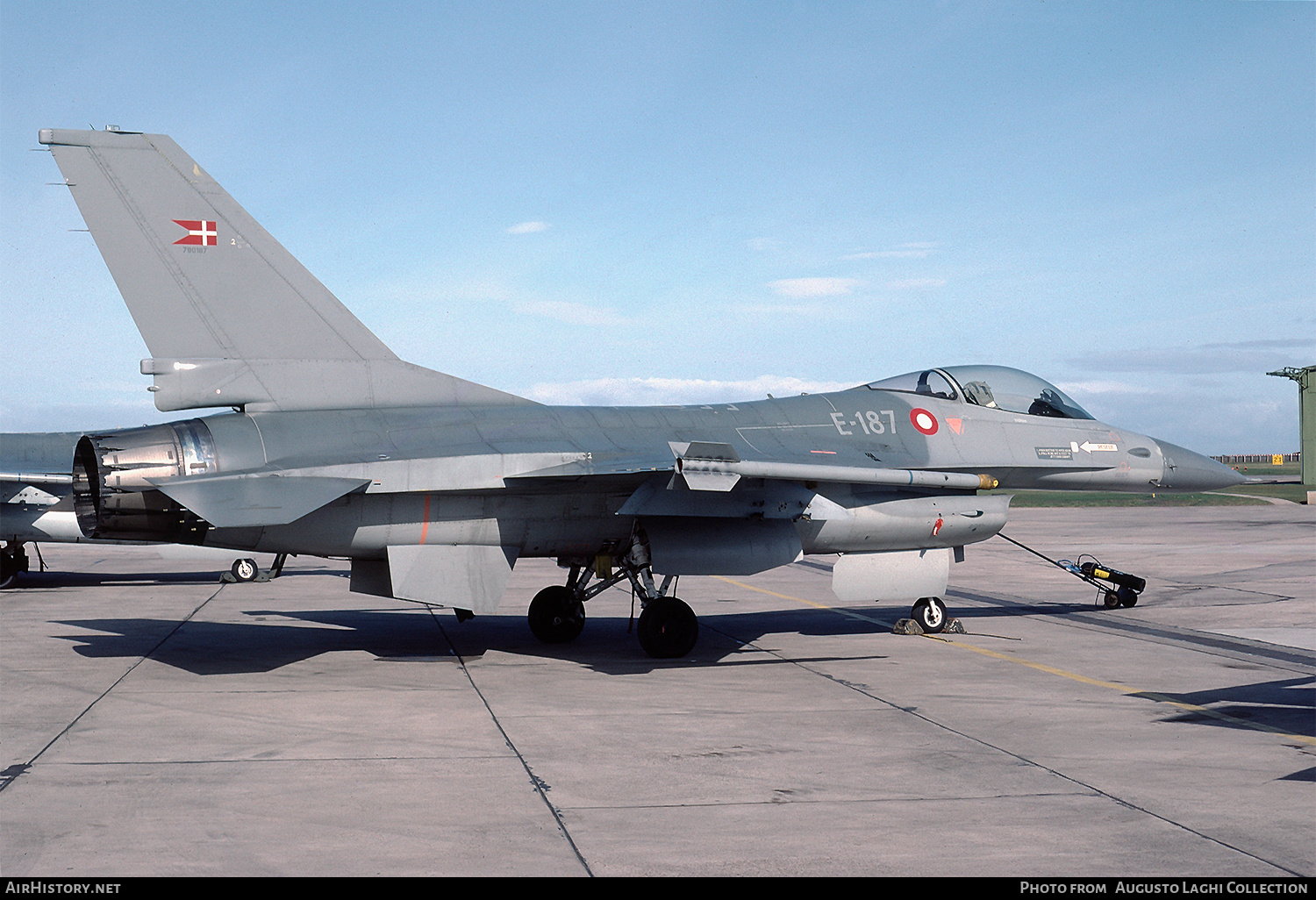 Aircraft Photo of E-187 | General Dynamics F-16AM Fighting Falcon | Denmark - Air Force | AirHistory.net #668417