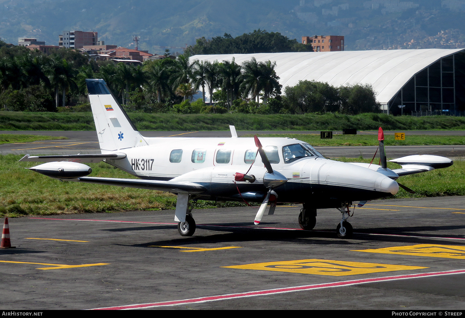 Aircraft Photo of HK-3117 | Piper PA-31T2 Cheyenne IIXL | Aviocesar | AirHistory.net #668420