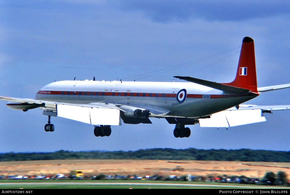 Aircraft Photo of XS235 | De Havilland D.H. 106 Comet 4C | UK - Air Force | AirHistory.net #668423