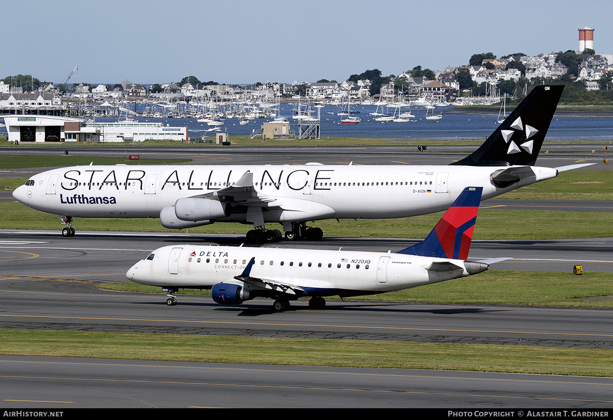 Aircraft Photo of N220JQ | Embraer 175LR (ERJ-170-200LR) | Delta Connection | AirHistory.net #668456