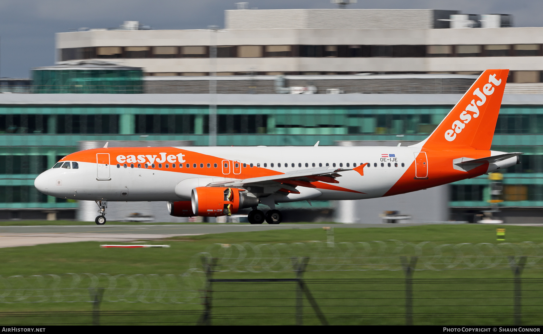 Aircraft Photo of OE-IJE | Airbus A320-214 | EasyJet | AirHistory.net #668470