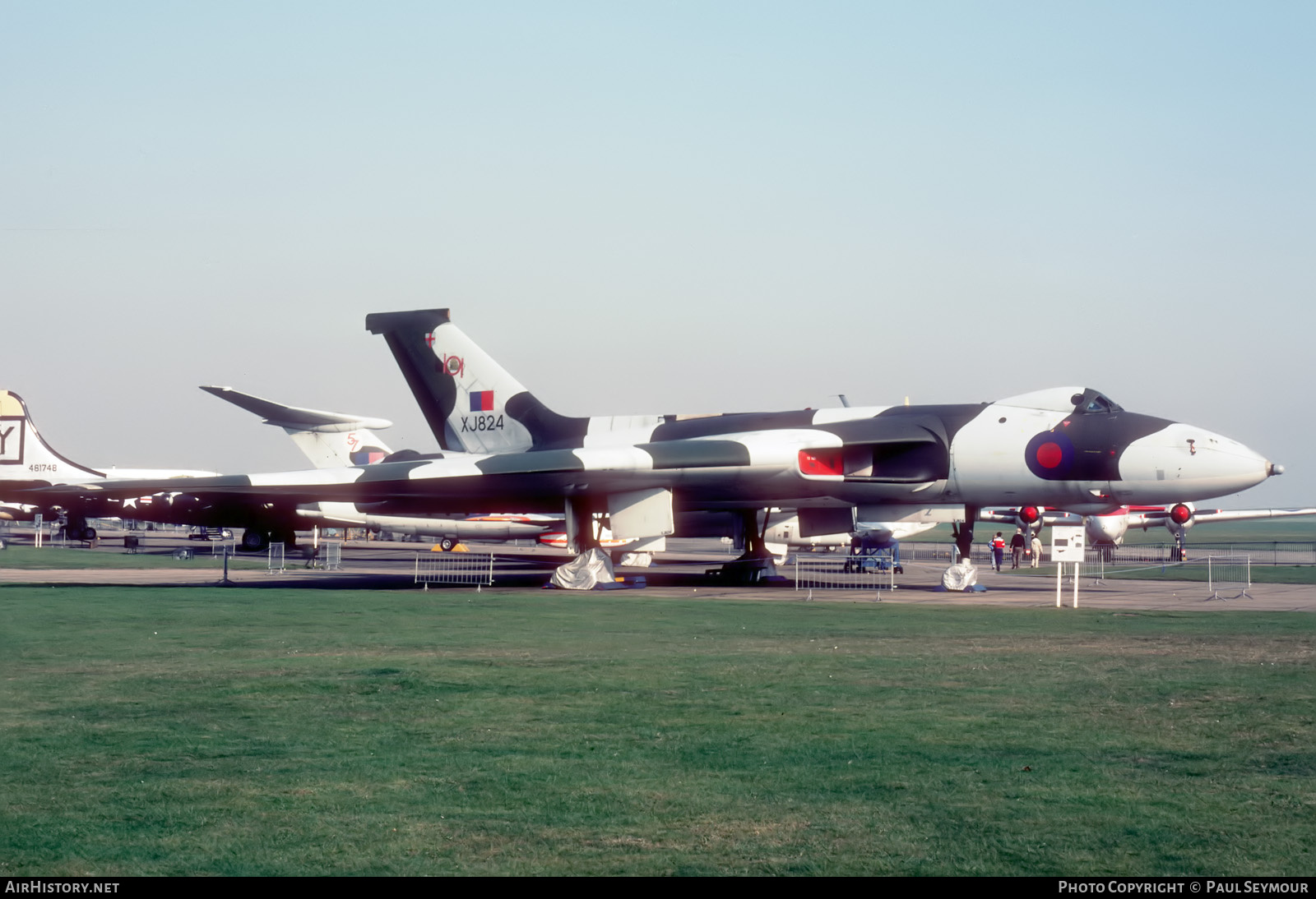 Aircraft Photo of XJ824 | Avro 698 Vulcan B.2A | UK - Air Force | AirHistory.net #668477