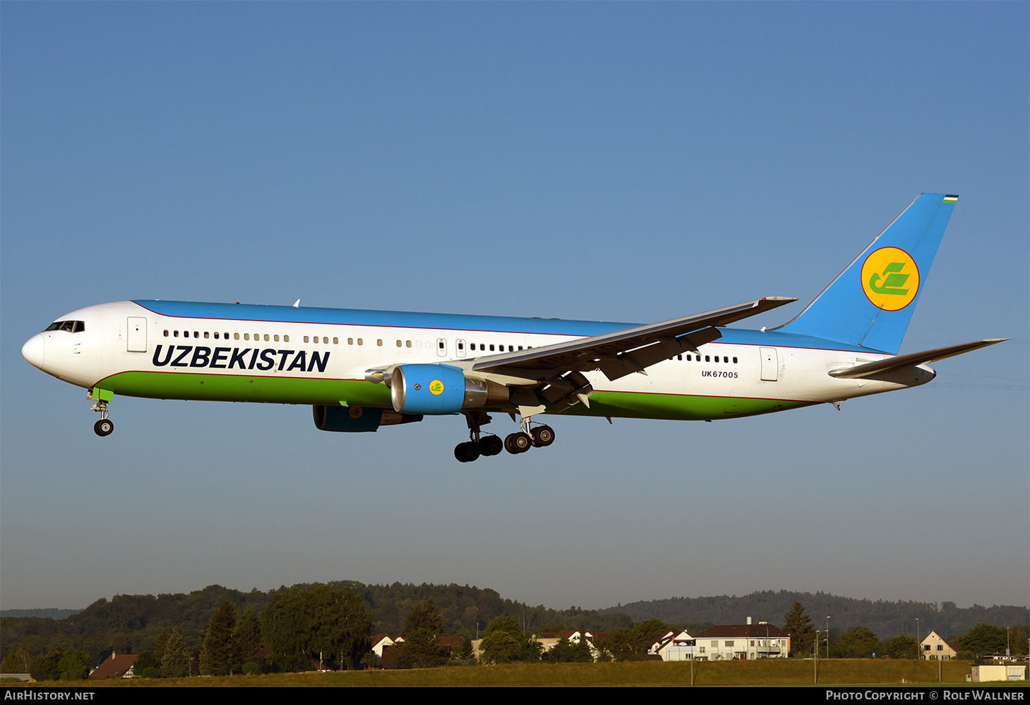 Aircraft Photo of UK67005 | Boeing 767-33P/ER | Uzbekistan Airways | AirHistory.net #668588