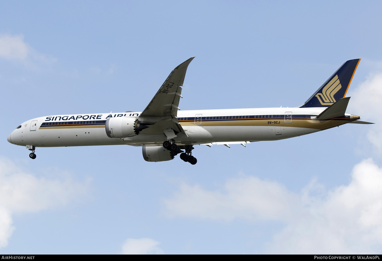 Aircraft Photo of 9V-SCJ | Boeing 787-10 Dreamliner | Singapore Airlines | AirHistory.net #668625