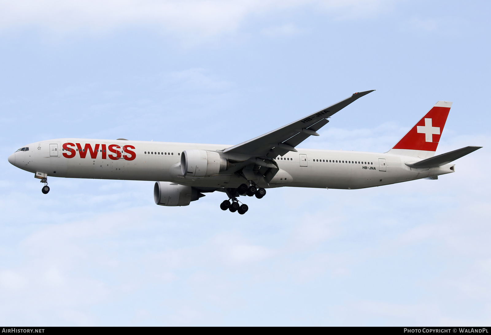 Aircraft Photo of HB-JNA | Boeing 777-3DE/ER | Swiss International Air Lines | AirHistory.net #668633