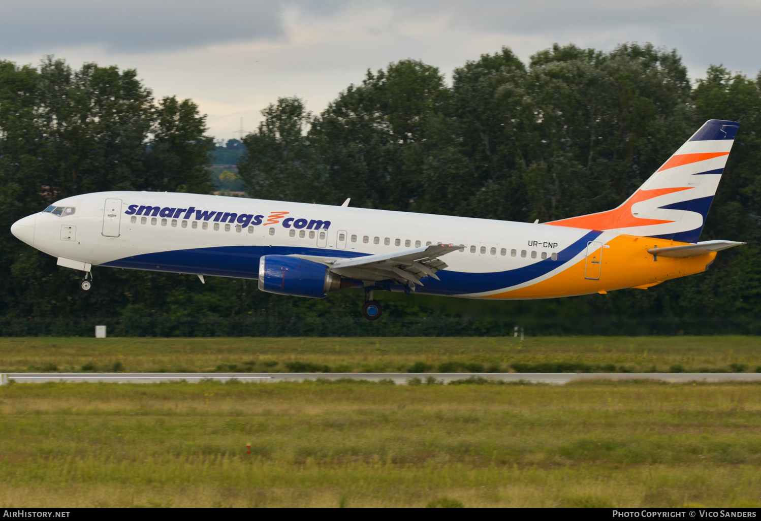 Aircraft Photo of UR-CNP | Boeing 737-4Y0 | Smartwings | AirHistory.net #668665