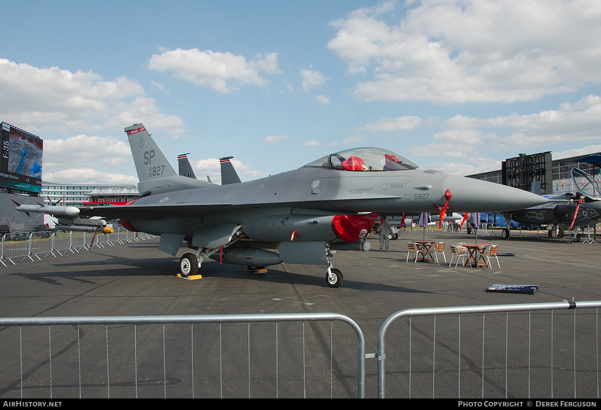 Aircraft Photo of 90-0827 / AF90-827 | Lockheed F-16CM Fighting Falcon | USA - Air Force | AirHistory.net #668683