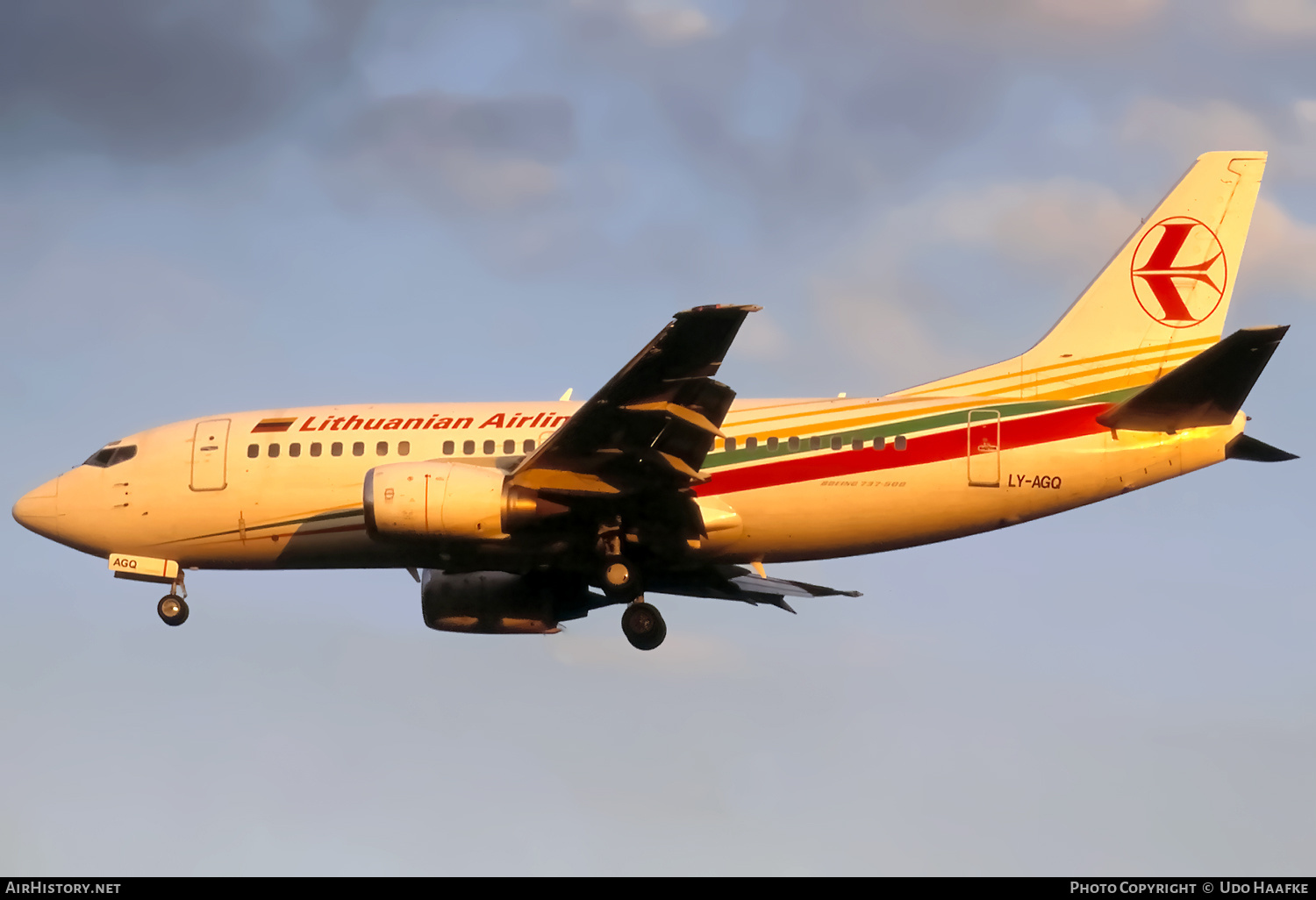 Aircraft Photo of LY-AGQ | Boeing 737-524 | Lithuanian Airlines | AirHistory.net #668709