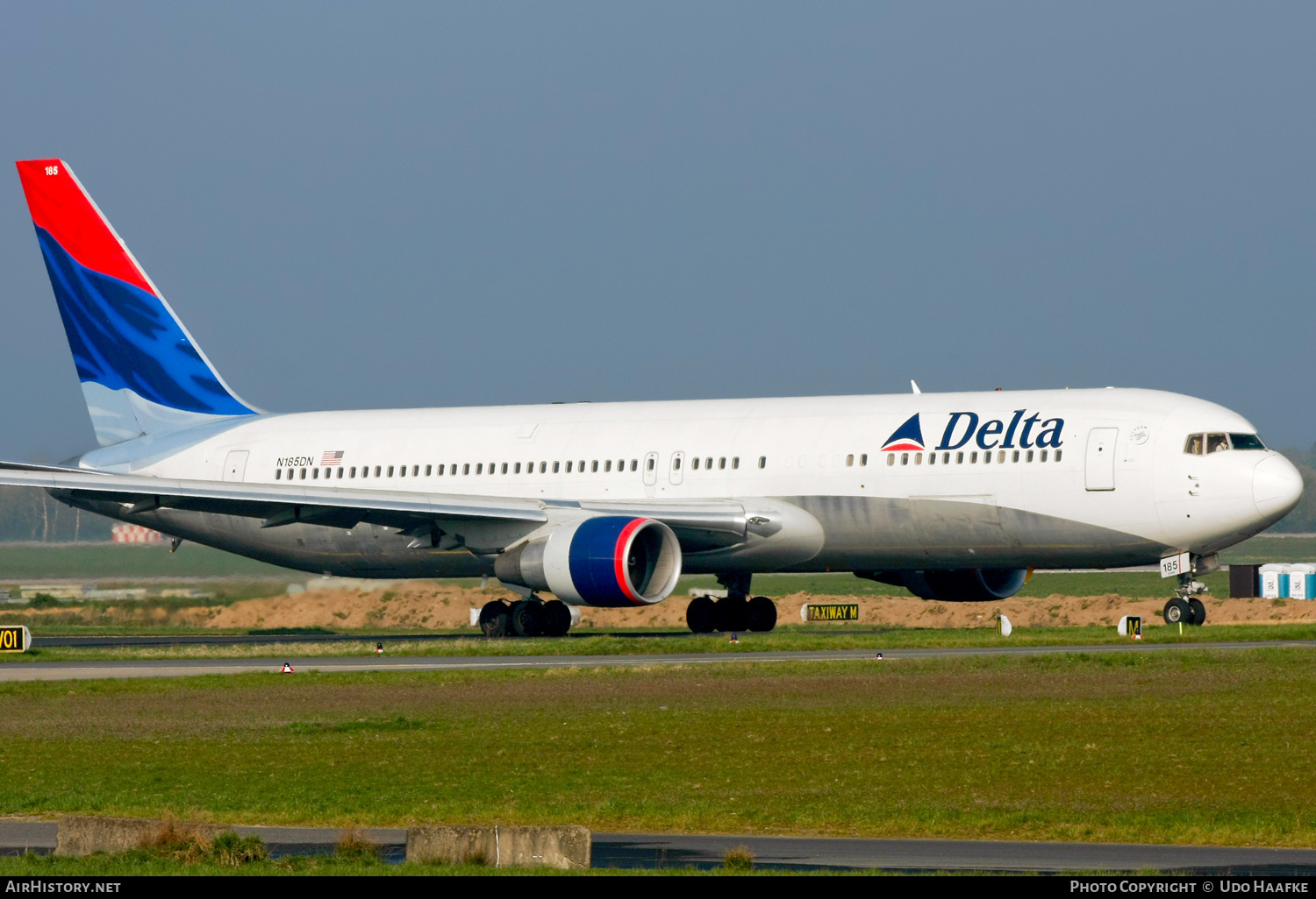 Aircraft Photo of N185DN | Boeing 767-332/ER | Delta Air Lines | AirHistory.net #668752