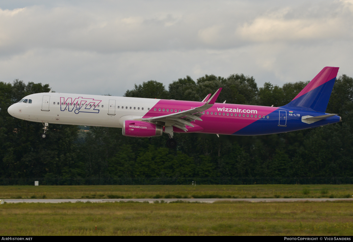 Aircraft Photo of HA-LTB | Airbus A321-231 | Wizz Air | AirHistory.net #668768