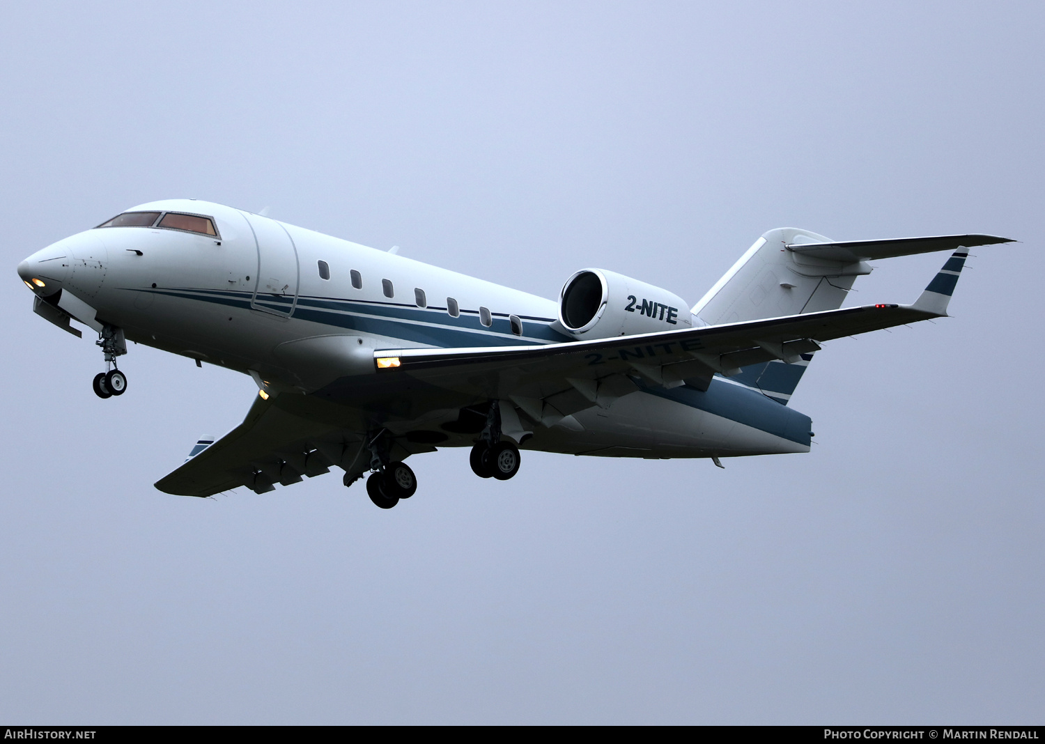 Aircraft Photo of 2-NITE | Bombardier Challenger 604 (CL-600-2B16) | AirHistory.net #668802