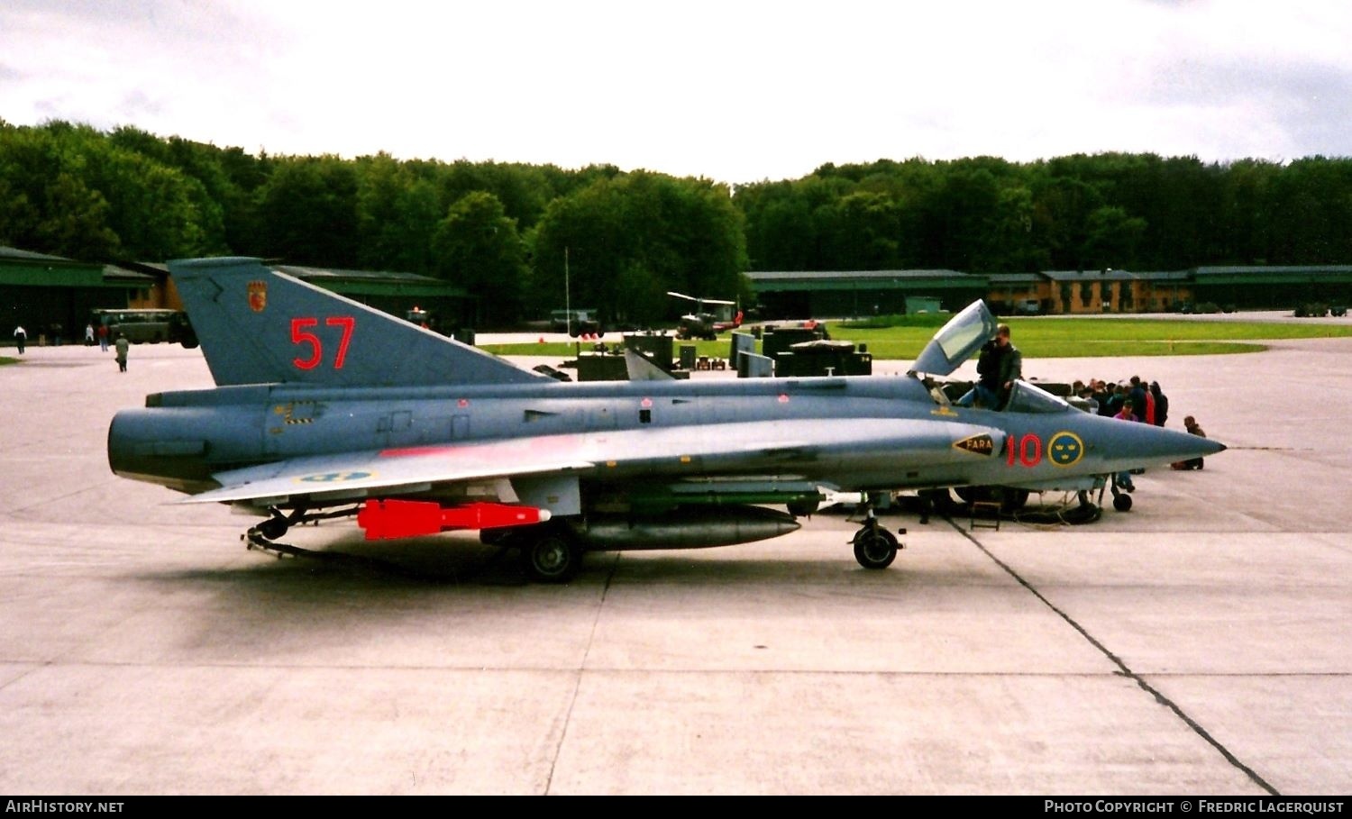 Aircraft Photo of 35570 | Saab J 35J Draken | Sweden - Air Force | AirHistory.net #668808