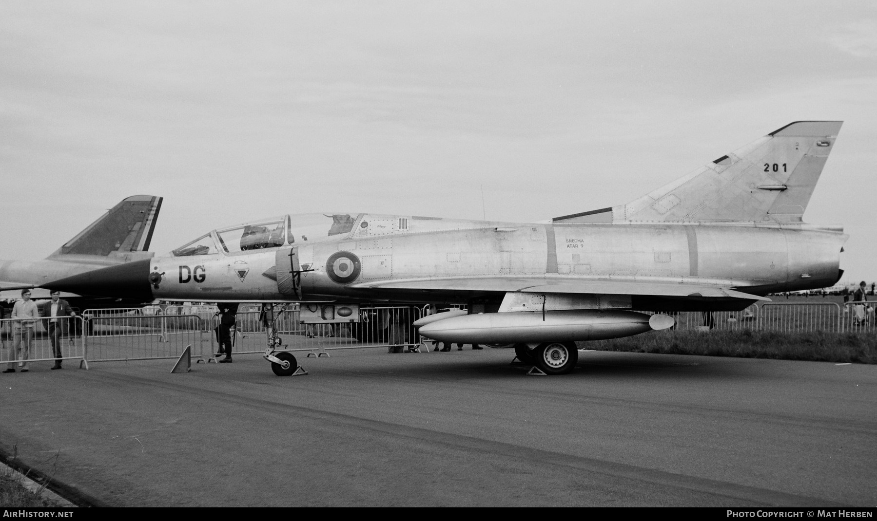 Aircraft Photo of 201 | Dassault Mirage IIIB | France - Air Force | AirHistory.net #668942