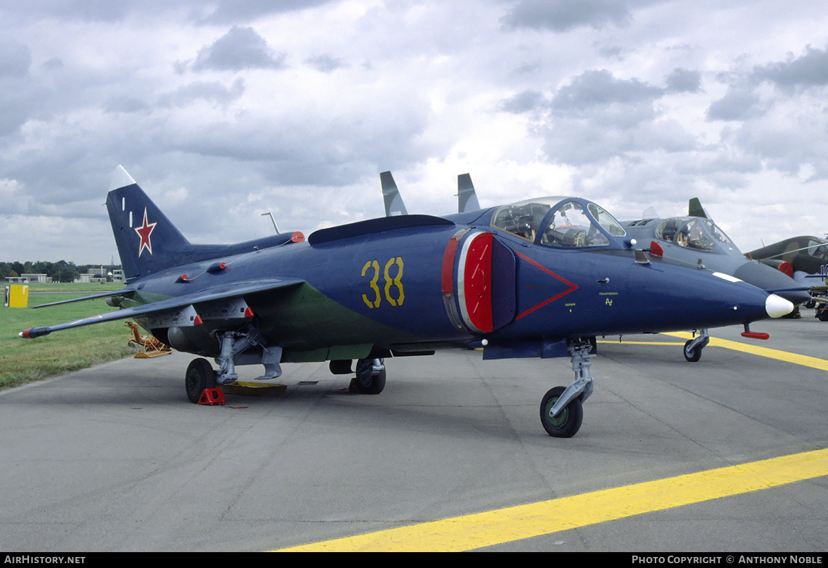 Aircraft Photo of 38 yellow | Yakovlev Yak-38 | Russia - Navy | AirHistory.net #668943
