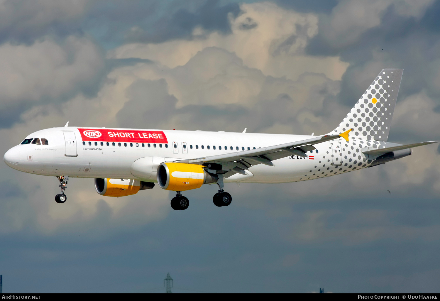 Aircraft Photo of OE-LEV / JRI | Airbus A320-214 | Niki | AirHistory.net #669012