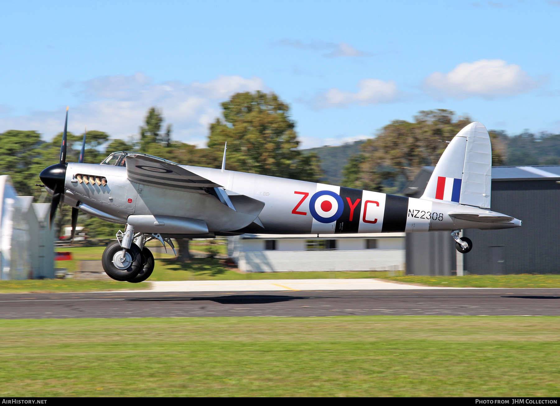 Aircraft Photo of ZK-PWL / NZ2308 | De Havilland D.H. 98 Mosquito T43 | New Zealand - Air Force | AirHistory.net #669204