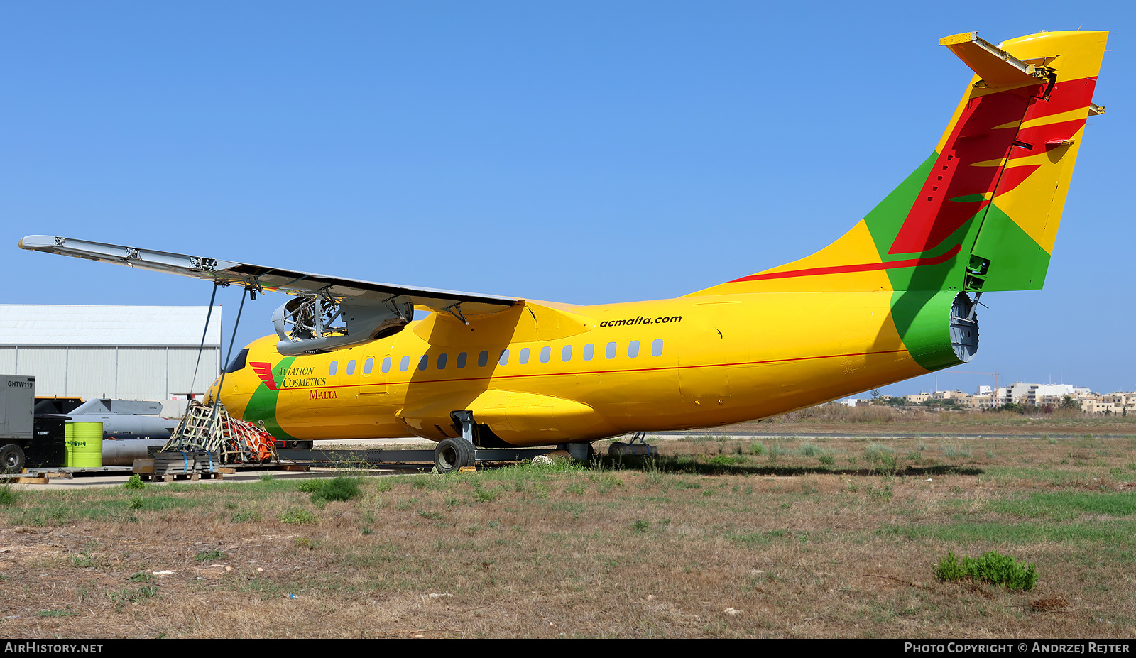 Aircraft Photo of G-ISLF | ATR ATR-42-500 | Aviation Cosmetics Malta | AirHistory.net #669291