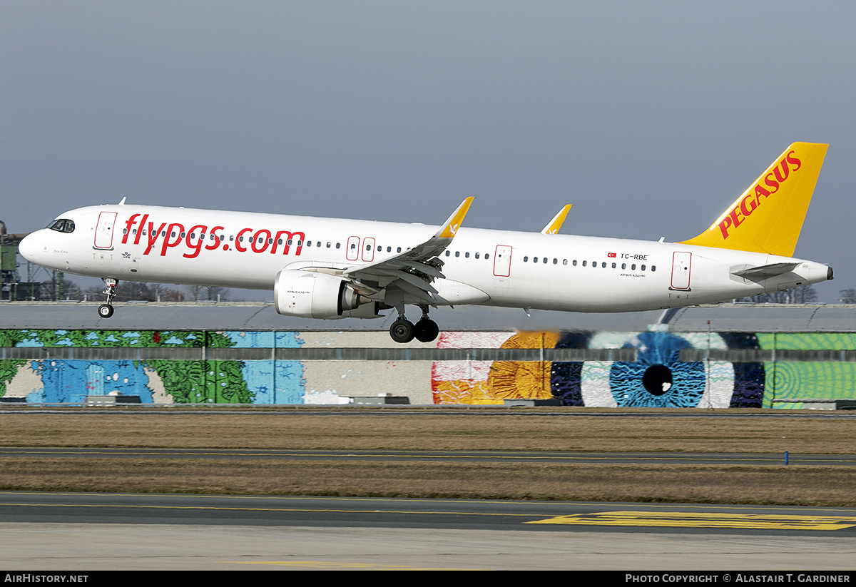 Aircraft Photo of TC-RBE | Airbus A321-251NX | Pegasus Airlines | AirHistory.net #669299