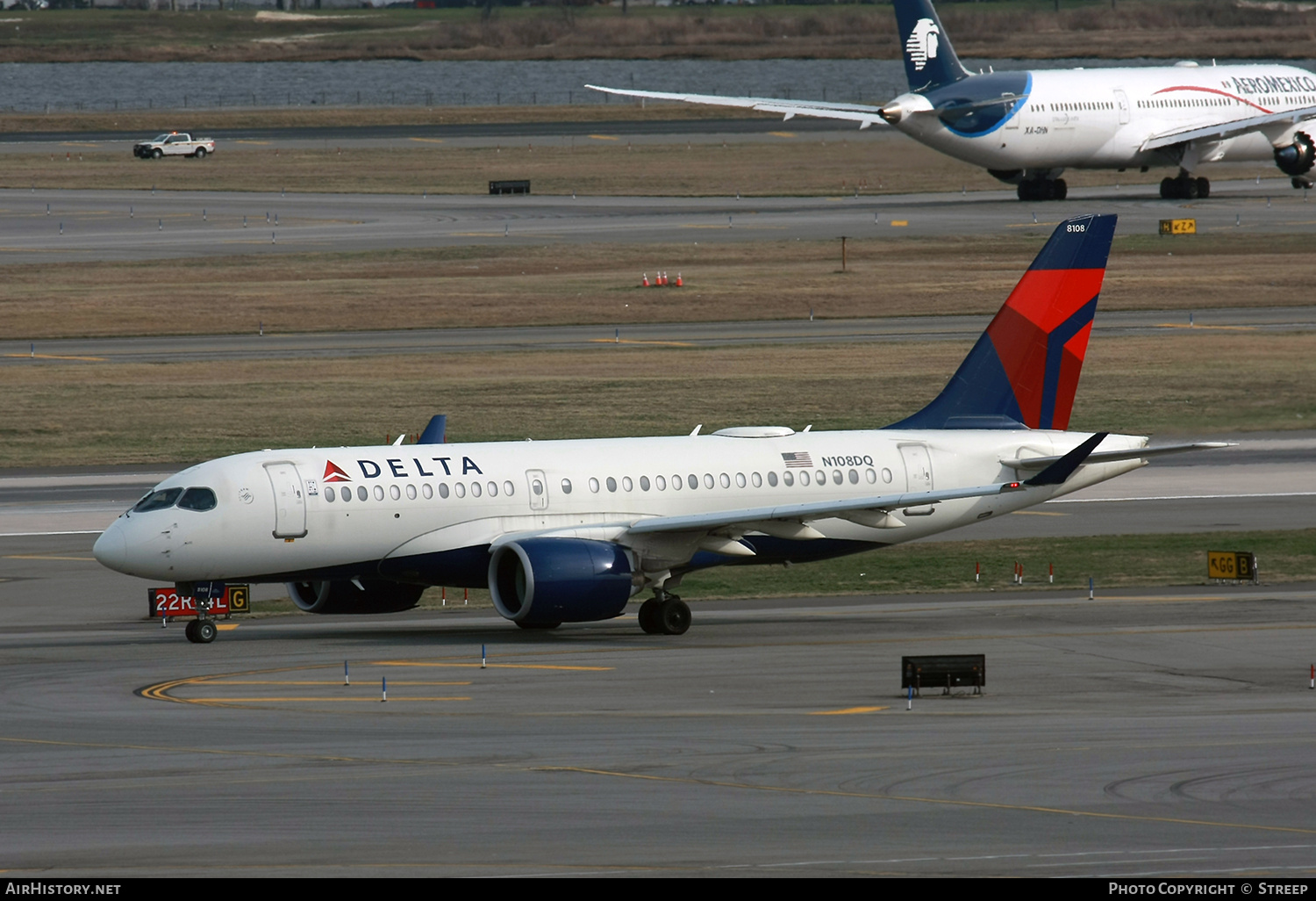 Aircraft Photo of N108DQ | Bombardier CSeries CS100 (BD-500-1A10) | Delta Air Lines | AirHistory.net #669373