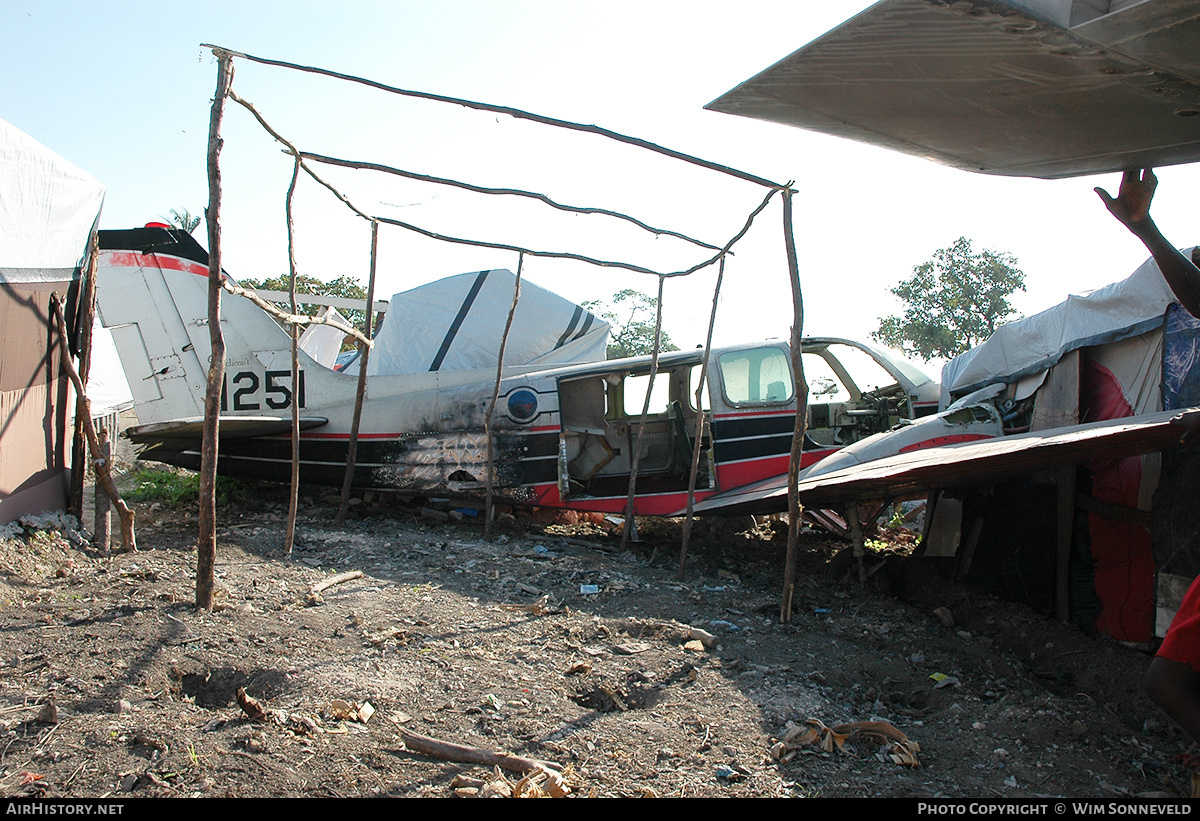 Aircraft Photo of 1251 | Beech 58 Baron | Haiti - Air Force | AirHistory.net #669462