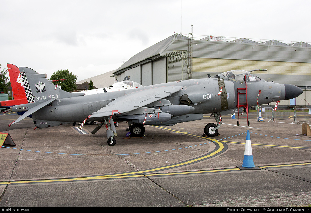 Aircraft Photo of ZH796 | British Aerospace Sea Harrier FA2 | UK - Navy | AirHistory.net #669547