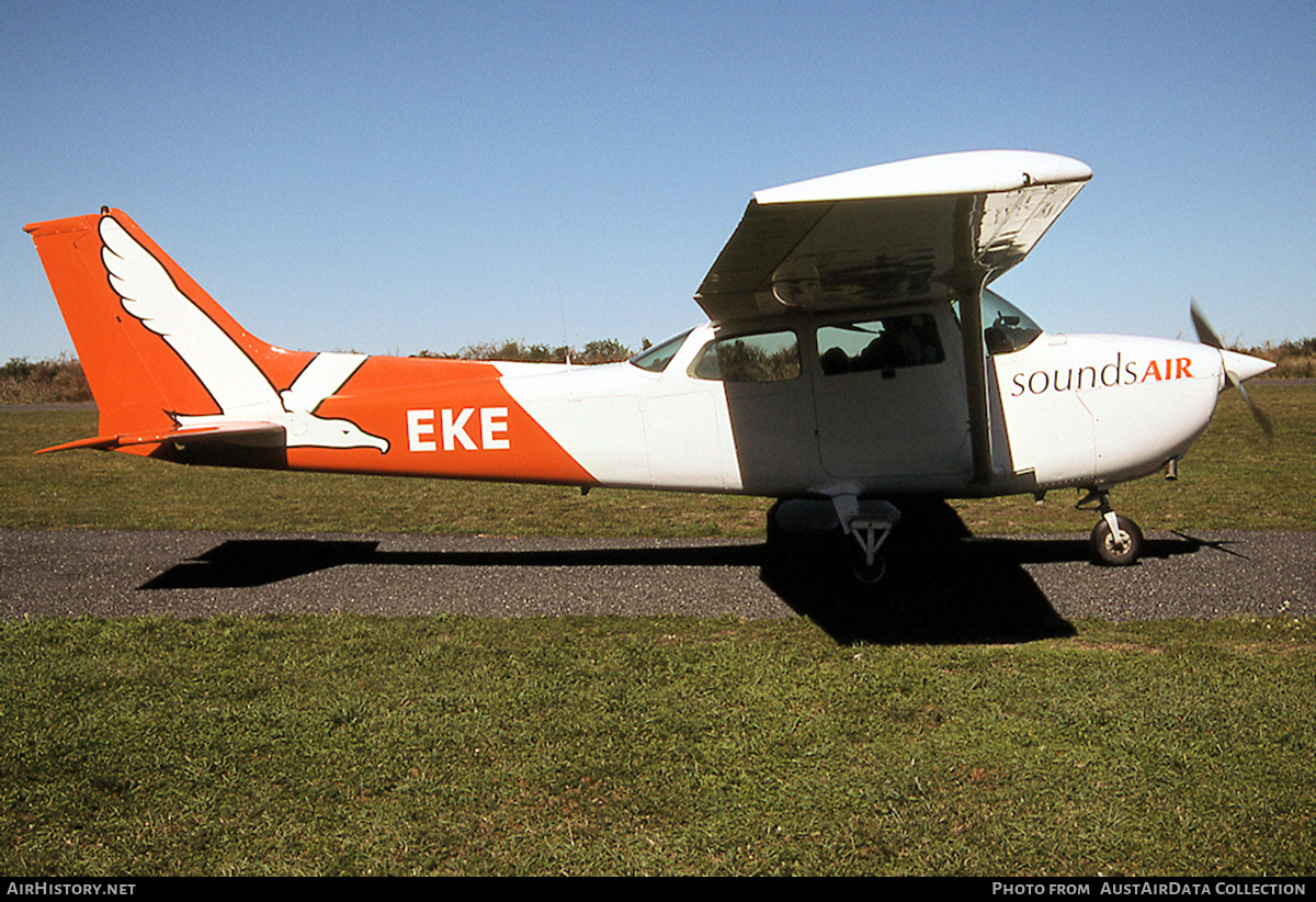 Aircraft Photo of ZK-EKE / EKE | Cessna 172N Skyhawk | Sounds Air | AirHistory.net #669643
