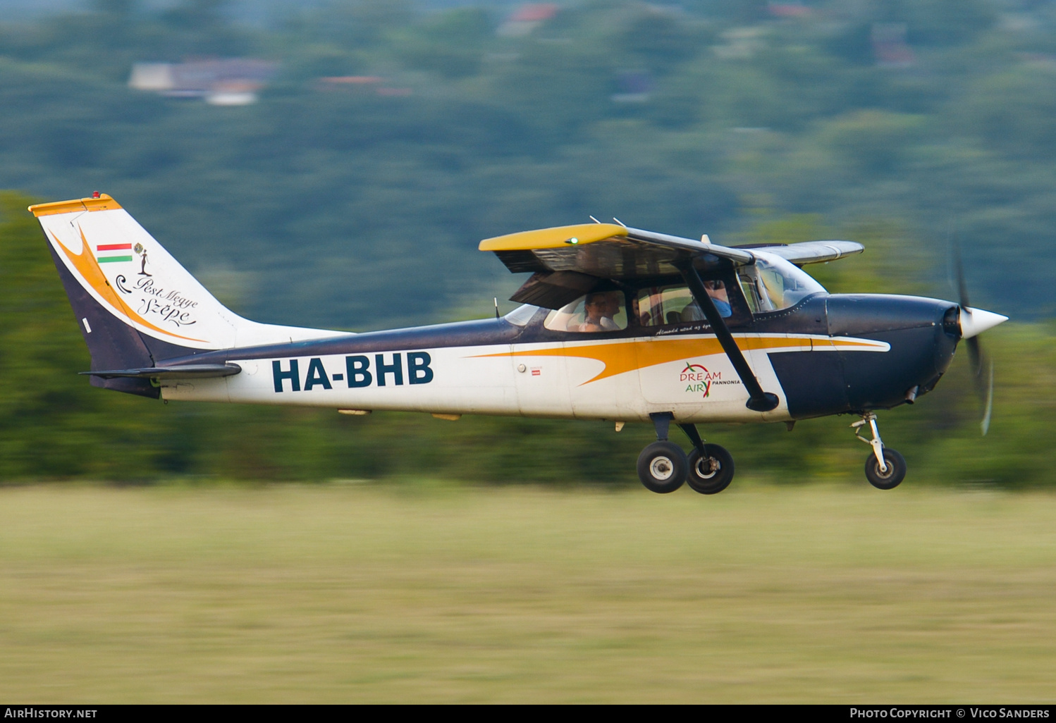 Aircraft Photo of HA-BHB | Cessna 172K Skyhawk | Dream Air | AirHistory.net #669667