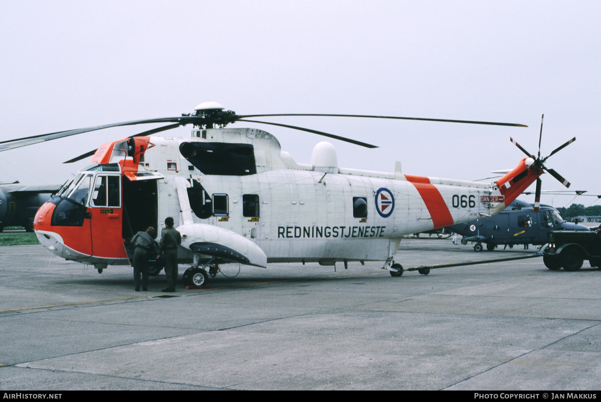 Aircraft Photo of 066 | Westland WS-61 Sea King Mk43B | Norway - Air Force | AirHistory.net #669705