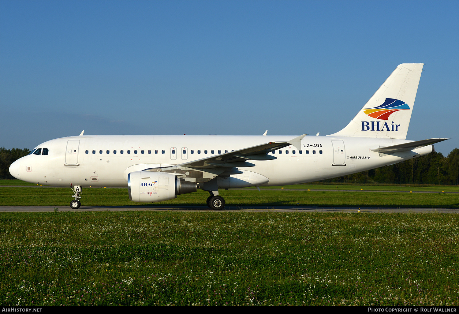 Aircraft Photo of LZ-AOA | Airbus A319-112 | Balkan Holidays Air - BH Air | AirHistory.net #669724