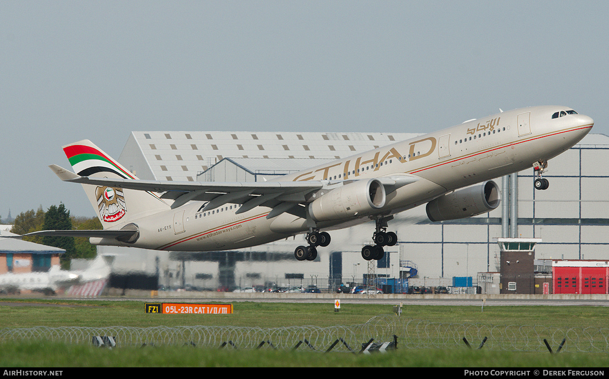 Aircraft Photo of A6-EYS | Airbus A330-243 | Etihad Airways | AirHistory.net #669840