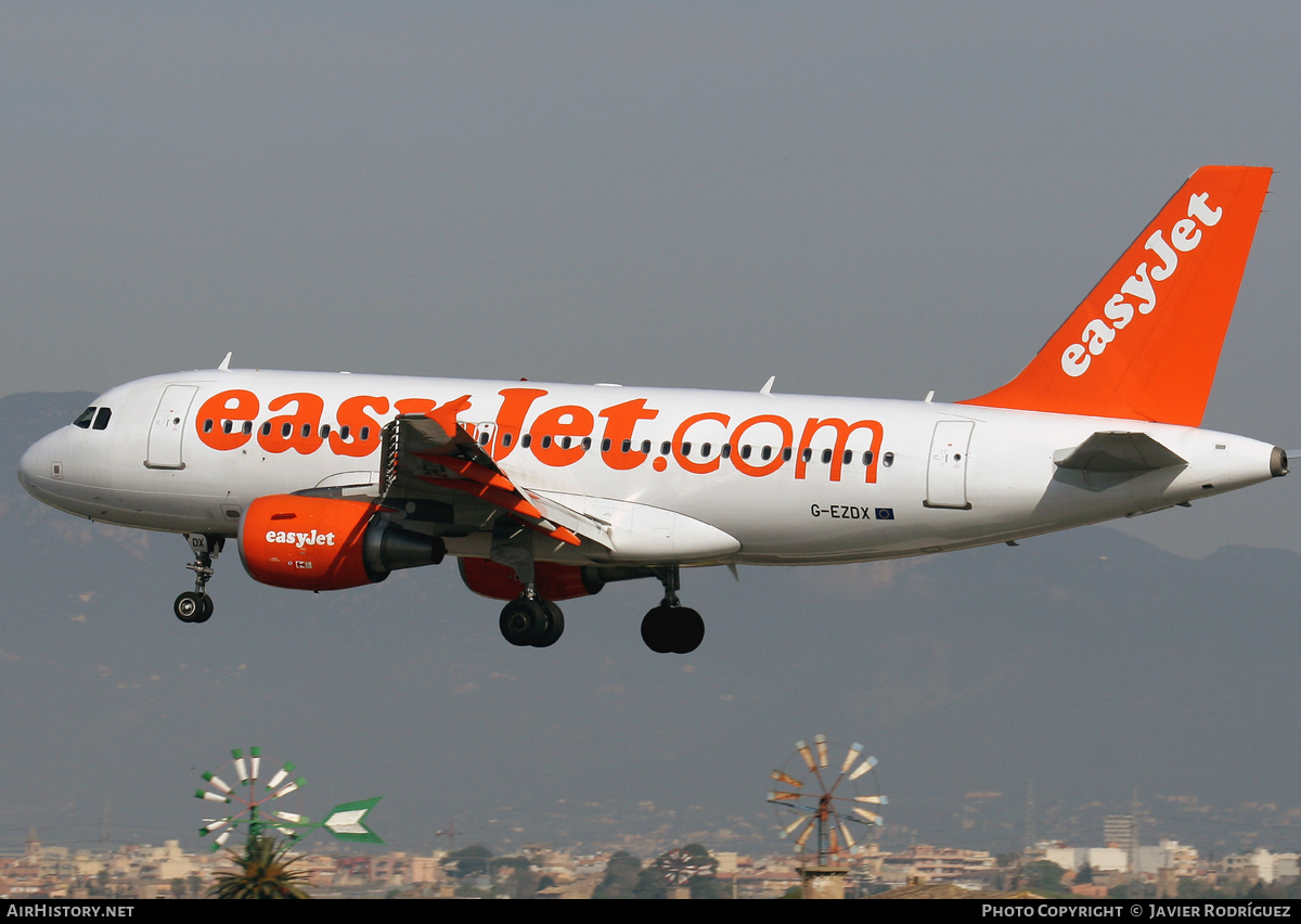 Aircraft Photo of G-EZDX | Airbus A319-111 | EasyJet | AirHistory.net #669842